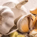 6 Grandma’s Tips for Preserving Garlic for Months