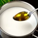 Pour olive oil into milk : don’t buy it in stores anymore. Easy and quick