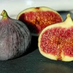 Plant 4 figs in a vase full of soil, you can’t imagine what happens shortly afterwards